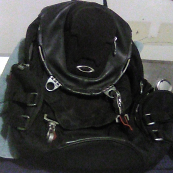 Laptop backpack - Picture 1 of 7